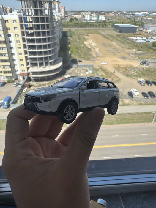 Продаю модельные машины в хорошем состоянии