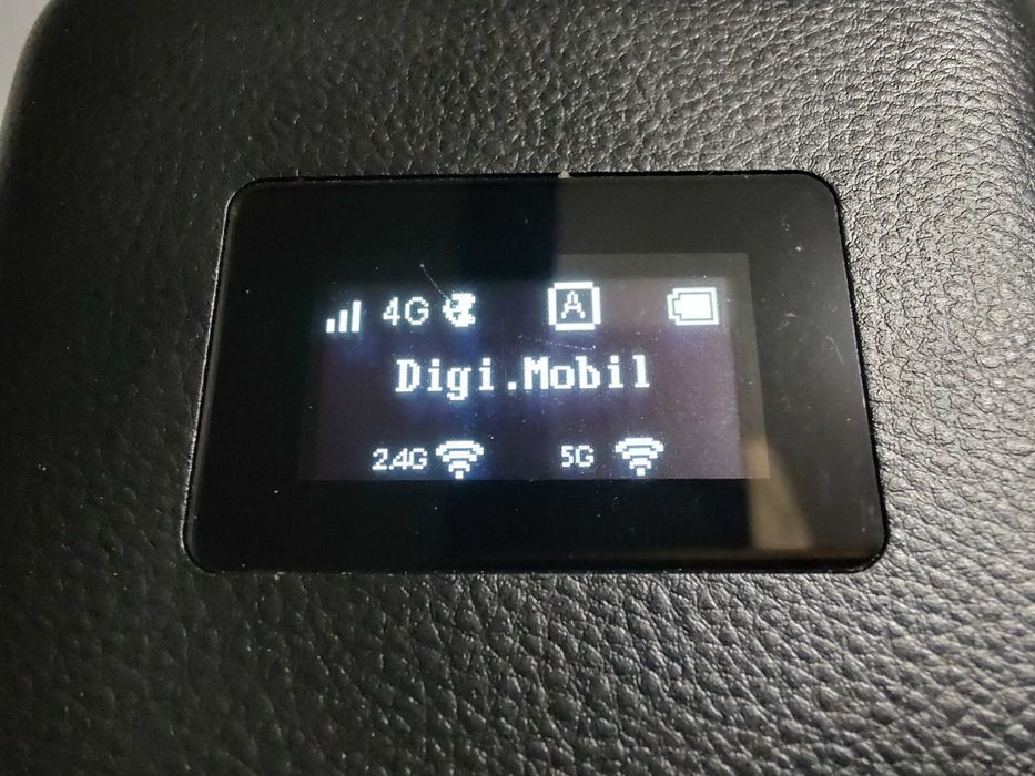 Router portabil MIFI cartela SIM 4G LTE D-Link dual band 300MBps