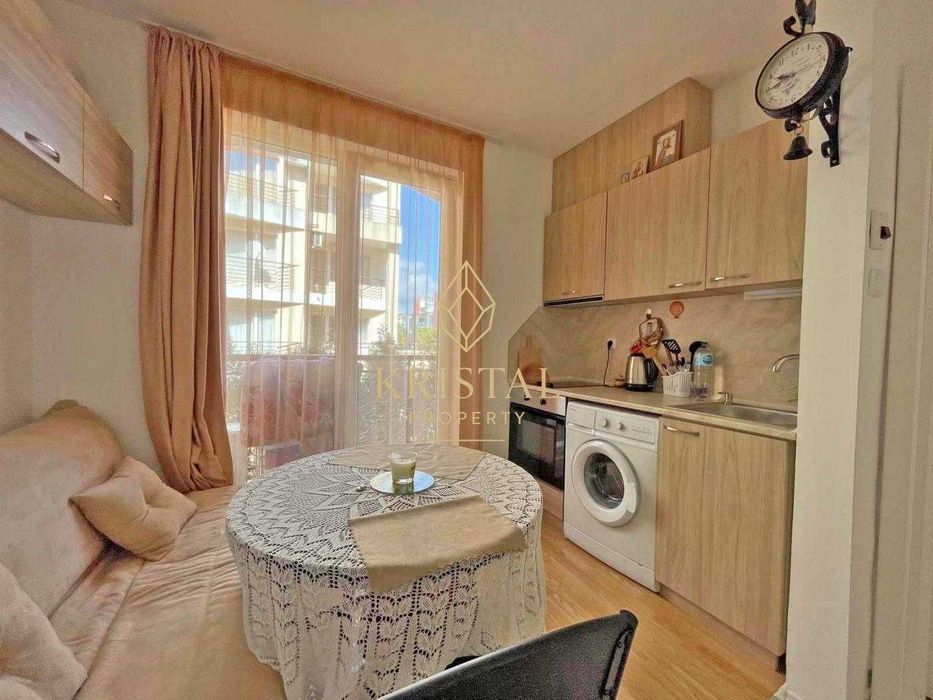 Продава се Двустаен апартамент в к.к. Слънчев бряг - 37 кв.м за 1771 €/кв.м - Снимка #1