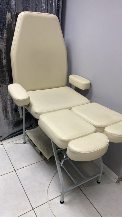 Продам педикюрное кресло