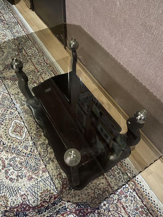 Продаётся Тумба из калёного стекла