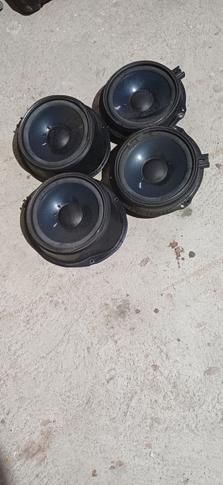 Boxe sony cu membrana albastra