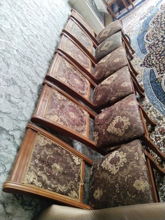 Стулчалар сотилади