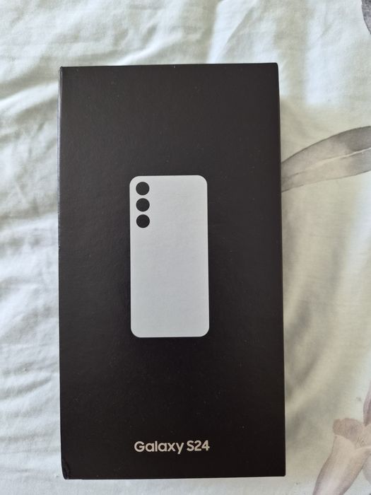 Телефон Samsung S24