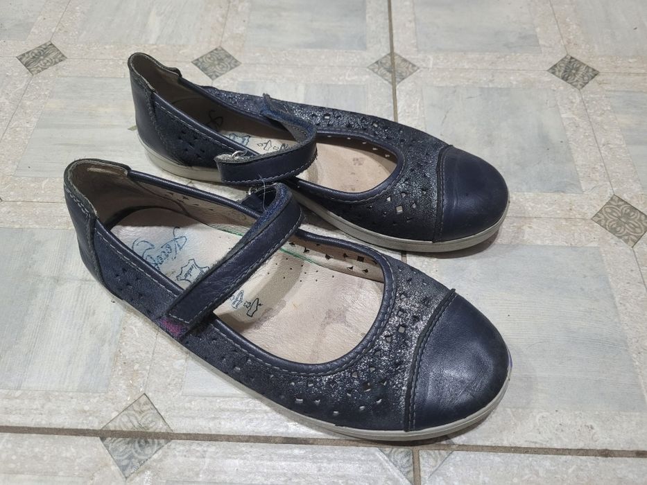 Детская обувь,все кожанная