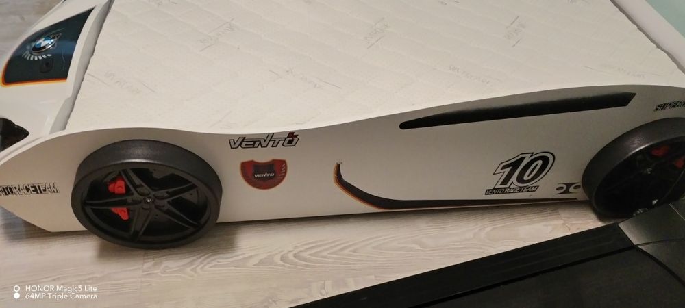 Легло кола, цената е без матрак