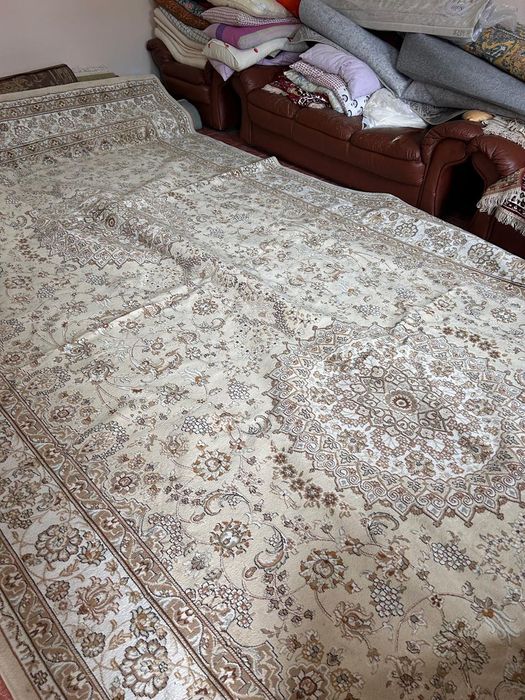 Ковры продается бу