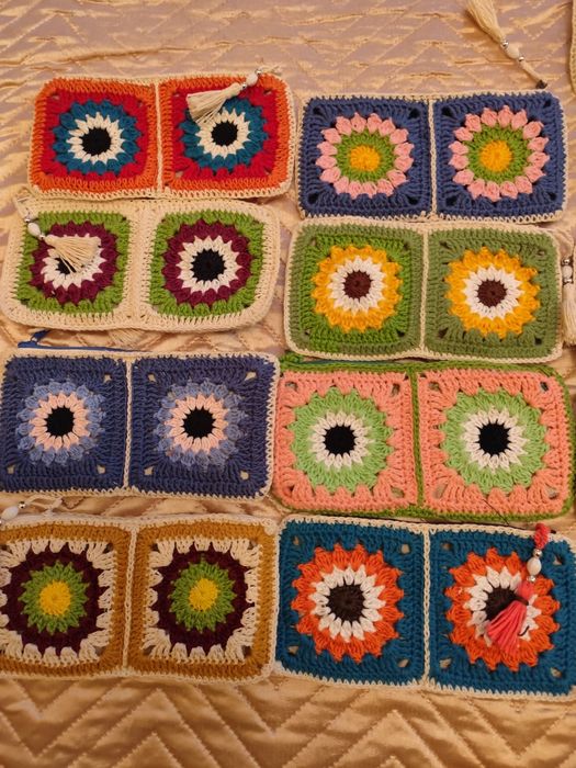 Портмоне ,плетено на една кука