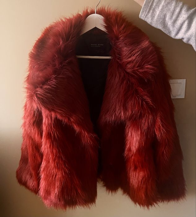 Дамско Палто.