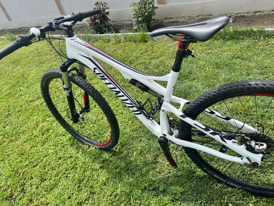 Vând biciclete mtb curier carbon