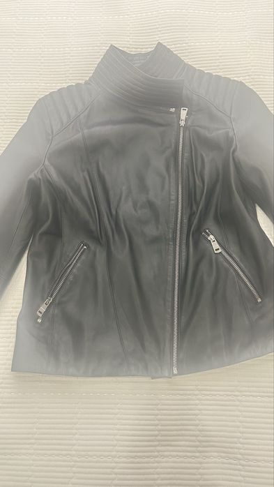 Продам кожаную куртку