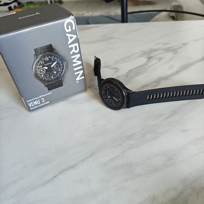Garmin venu 3 45mm черного цвета