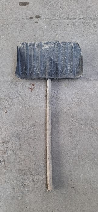 Лопата пластиковая