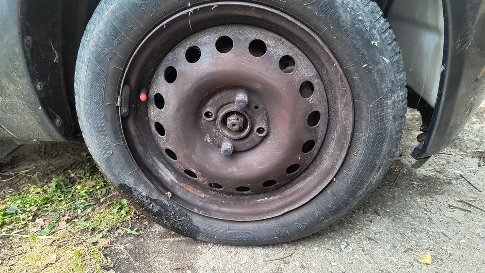 Продавам зимни гуми 195/65/15