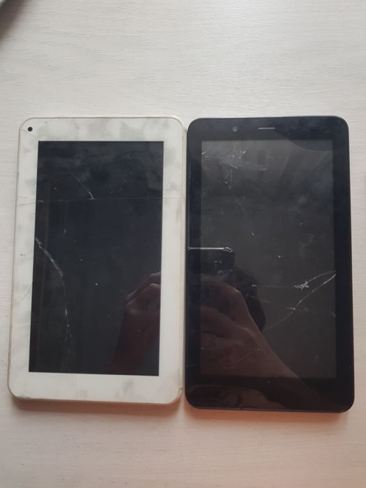 2 планшета разбитый экра,star gt,2 телефона a5