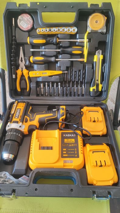 2 броя чисто нови винтоверти