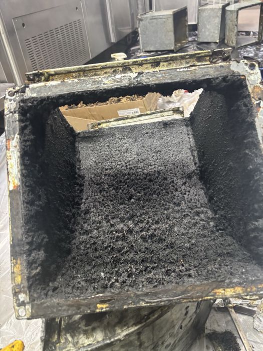 Чистка вытяжек, вентиляции