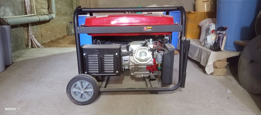 Dvijok benzin bilan ishlidi