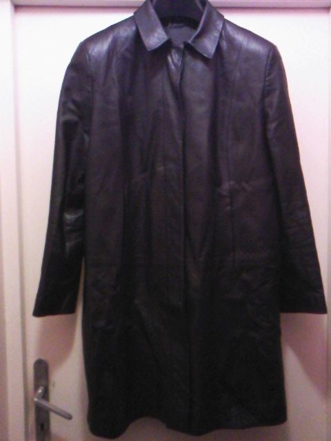 Haina dama piele naturala neagra fina ca manusa, Marks & Spencer nr.44