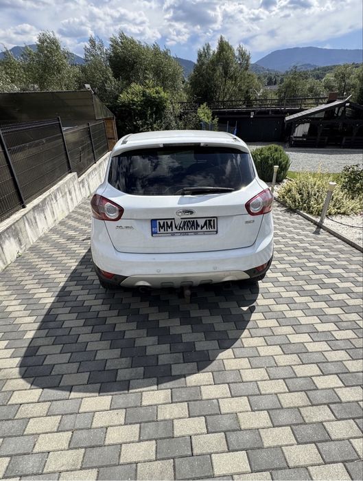 FORD Kuga 2011 — imagine 2