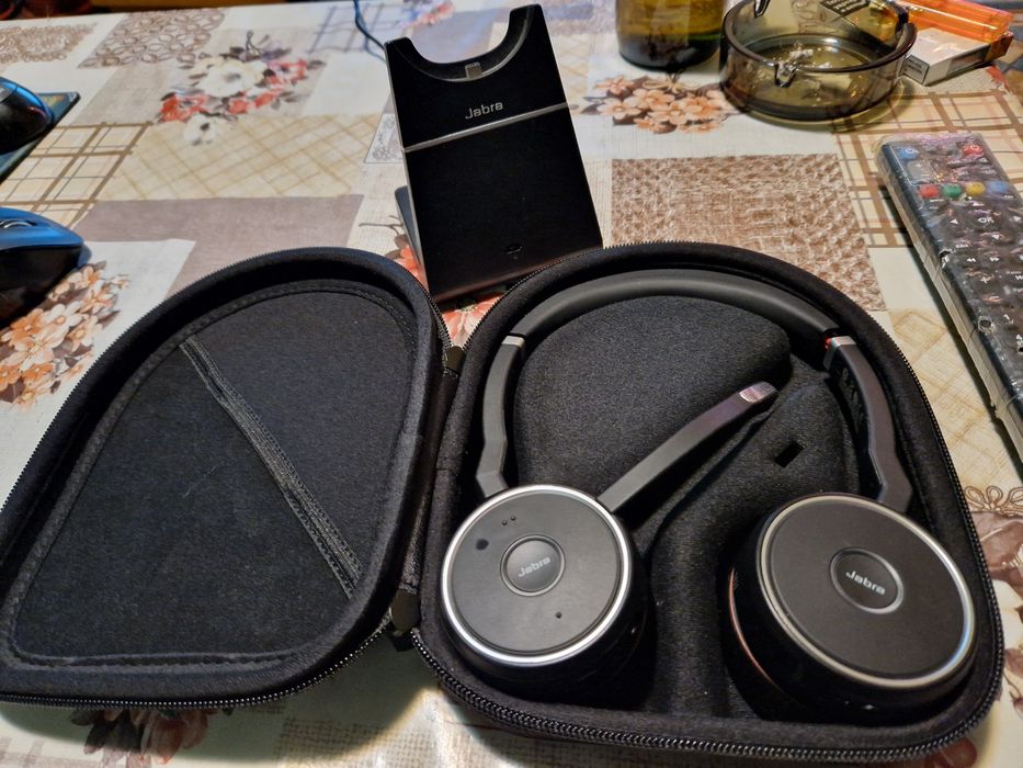 Блутут слушалки Jabra 75