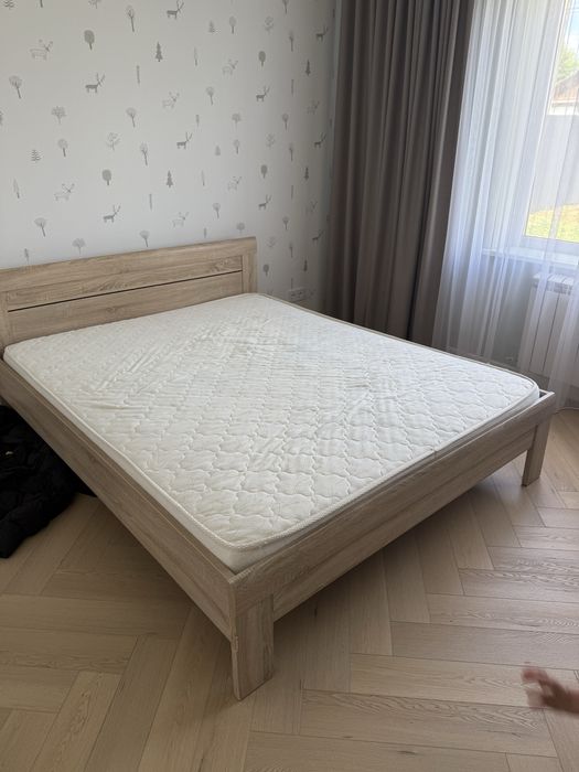 Продам кровать