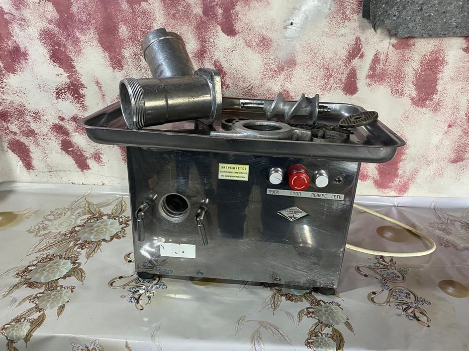 Мясорубка мим 300м 1.5кв