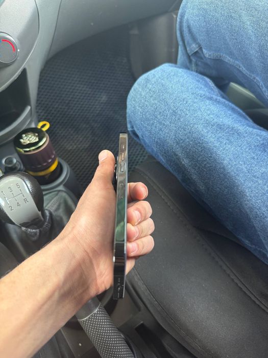 Iphone 14pro telefoni