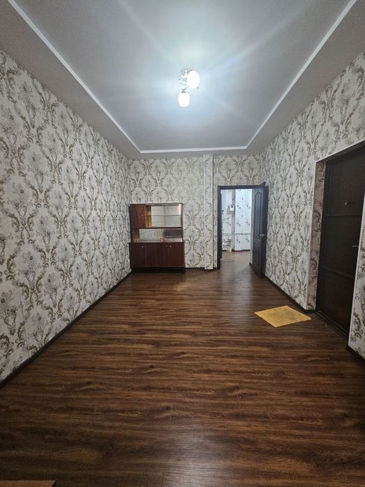 Продаётся 1комнатная квартира 
Этаж 1
Этажность дома 3
Мирзо-Улугбекск