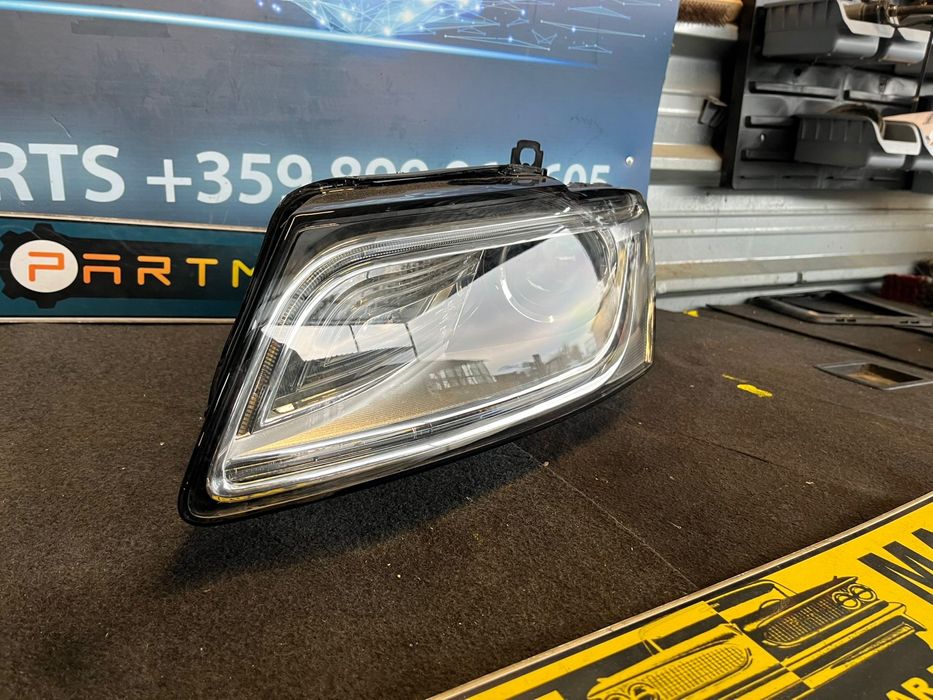 Ляв фар за Ауди AUDI Q5 8R0 Facelift ксенон 8R0941505 C
