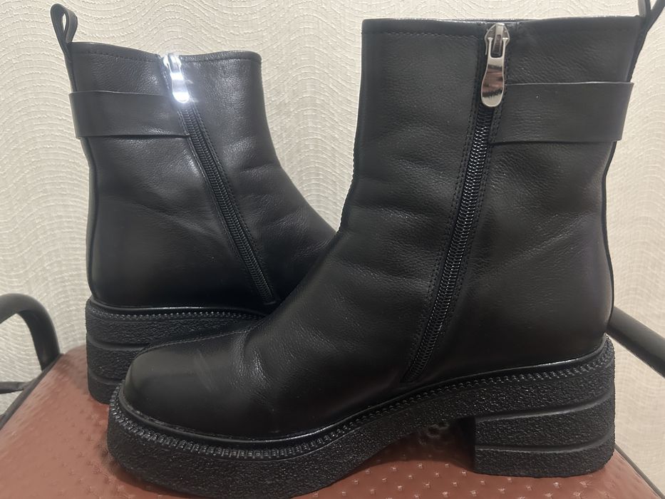 Продам зимние кожаные  сапоги