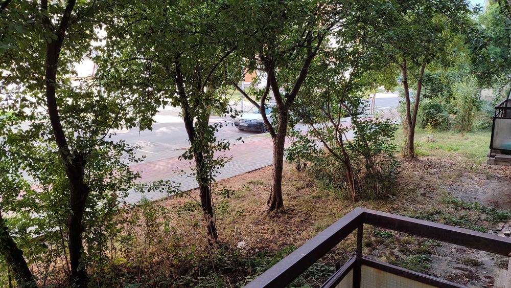 Тристаен апартамент в центъра на гр. Перник – кв. Рено