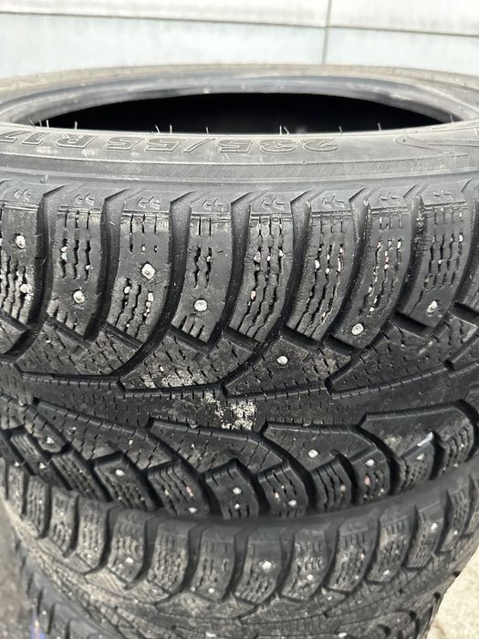 Продам шины 235/55/17