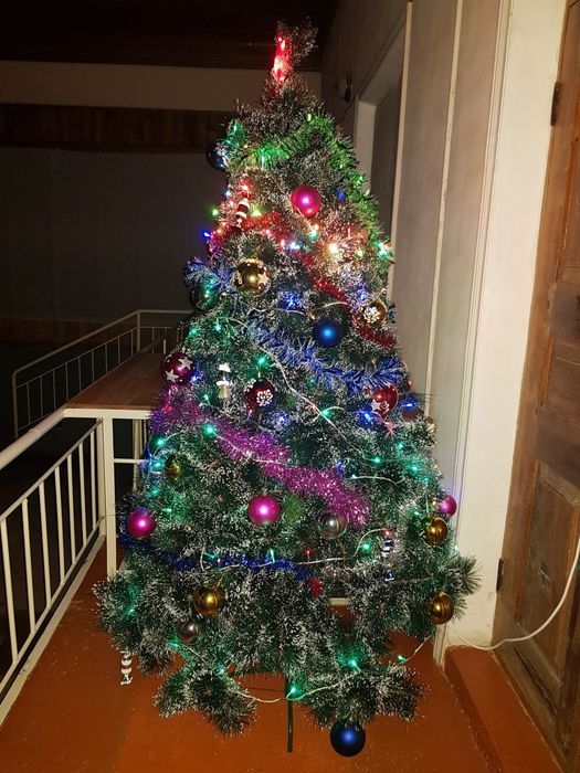 Archa bo'yi 180 xamma o'yinchog'lari bilan dastavkasiyam bor