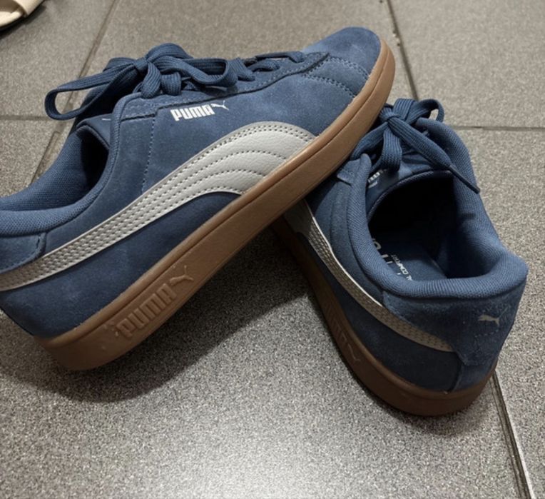 Vand adidasi Puma smash 3.0