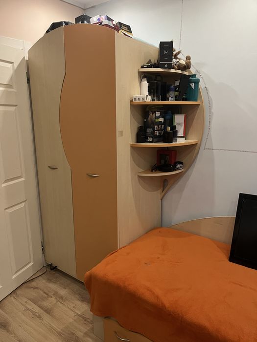 Продавам детско обзавеждане за стая