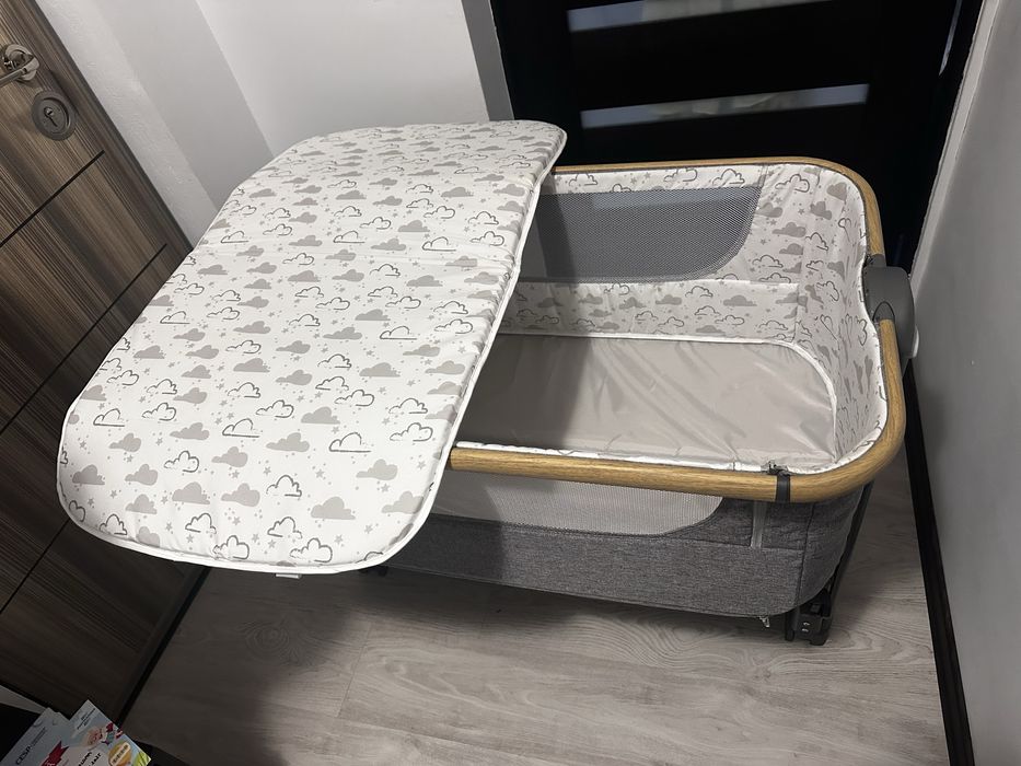 Pat bebeluș NOU-NOUȚ
