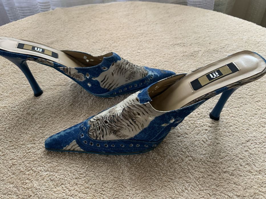 Босоножки  разные