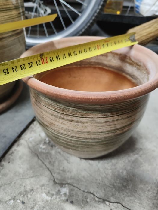 Горшки для цветов