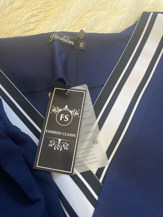 Продам брючный костюм