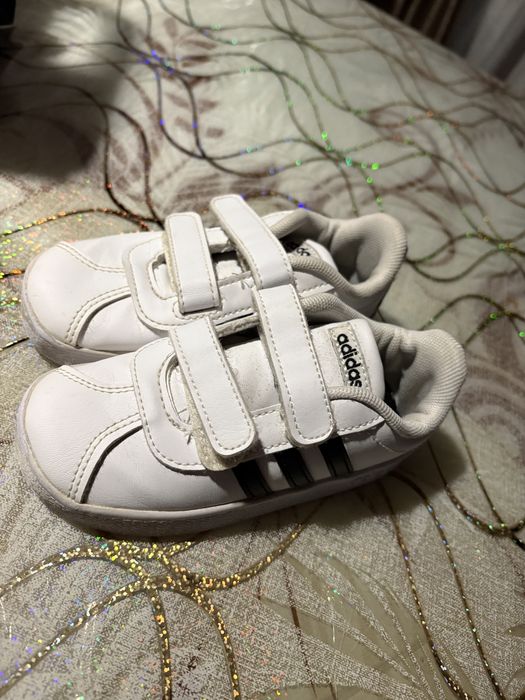 Adidasi adidas copii
