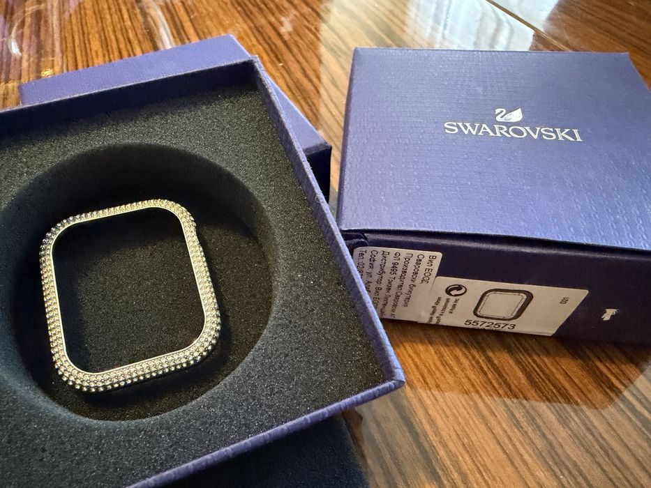 Кейс Swarovski  за Apple watch