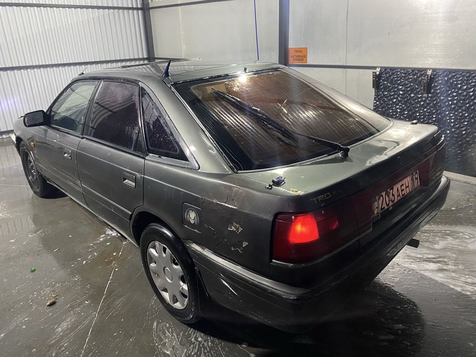 Мазда 626  в рабочем состояни