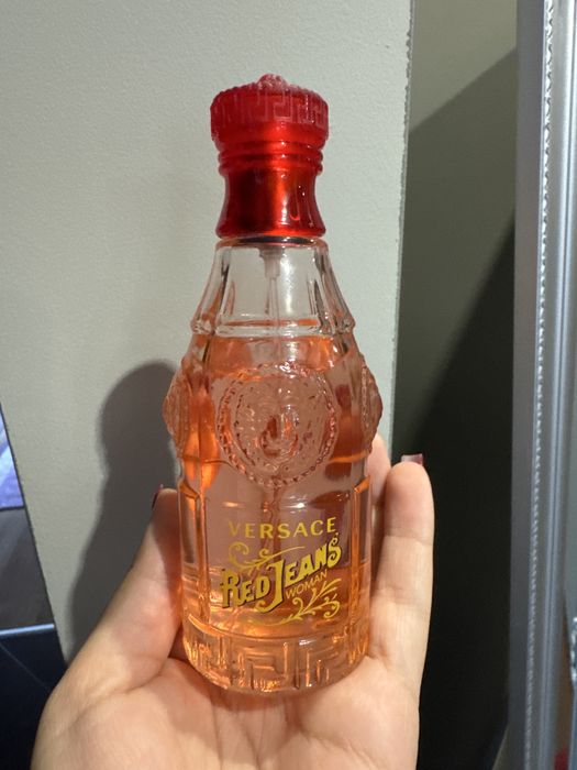 Оригинален парфюм Versace red jean