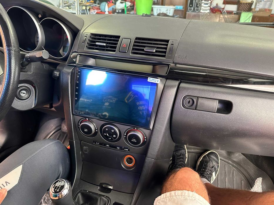 OFERTA - Navigatie Android Dedicata Mazda 3 - CarPlay QLed DSP 4G