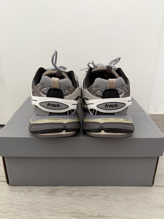 Balenciaga Track