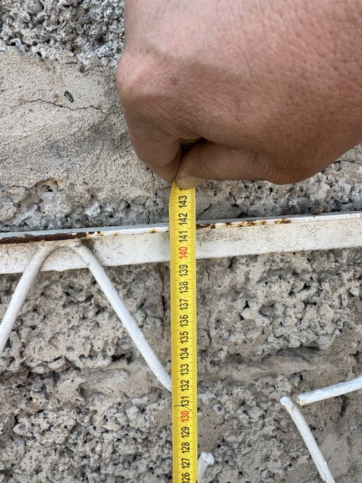 Reshetka oynaga dachabob