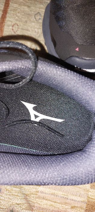 Mizuno Trail маратонки