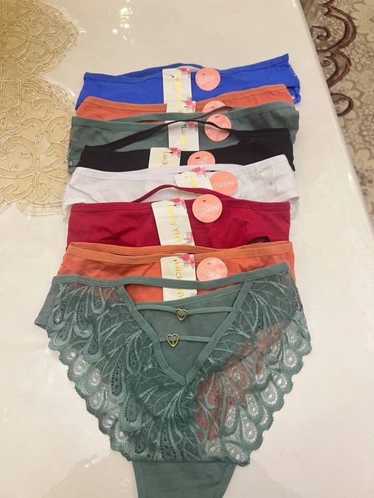 Ayolar uchun trusiklar