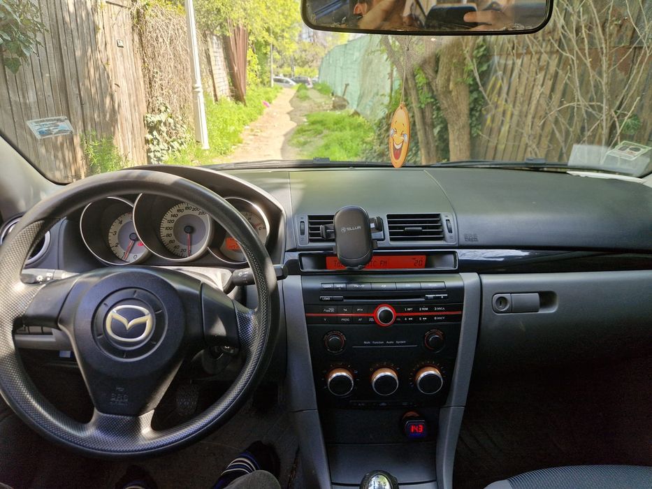 MAZDA 3 2007 — imagine 2